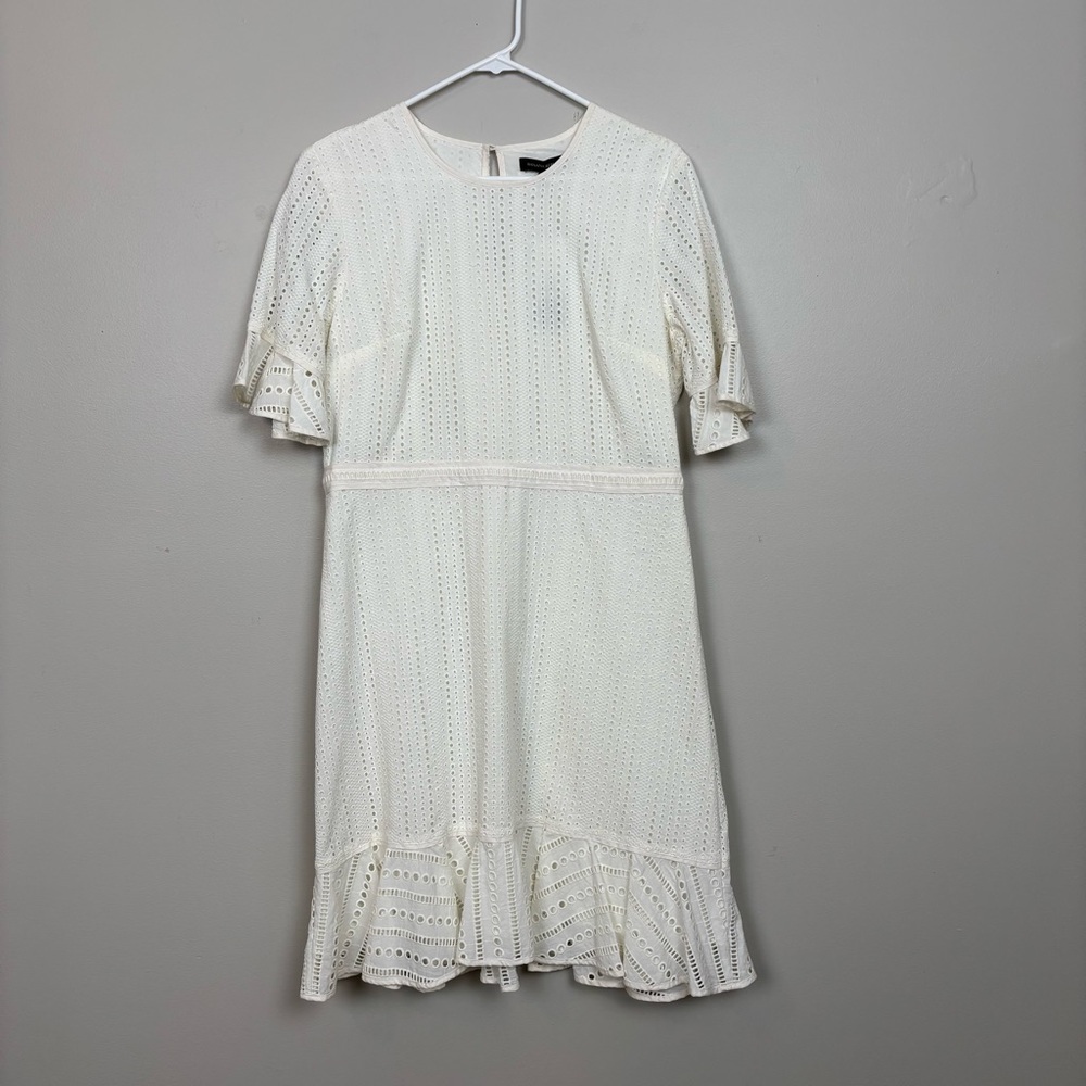Banana Republic Dress 12 Ivory Eyelet Fit and Flare Short Flutter Sleeve Lined